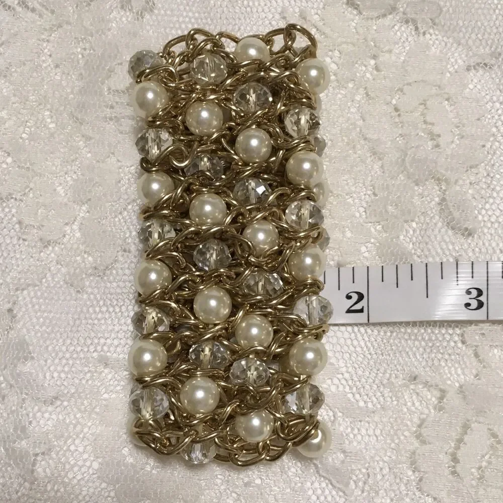 Chunky Stretch Bracelet Gold Tone White Clear Beads